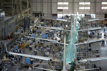 Boeing quer produzir 52 aviões do modelo 737 por mês. É muita coisa!